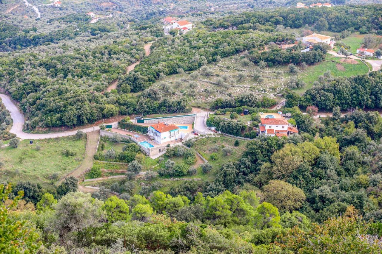 Villa Mitzelos Moni Evaggelistrias المظهر الخارجي الصورة